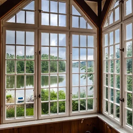 Stylish Holiday Apartment By The Lake Dom wakacyjny Lychen