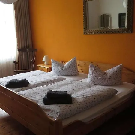 Dom wakacyjny Stylish Holiday Apartment By The Lake *